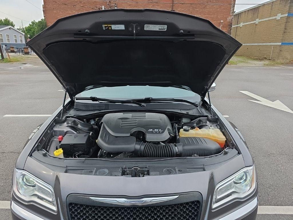 Chrysler 300  2014
