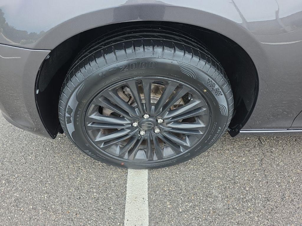 Chrysler 300  2014