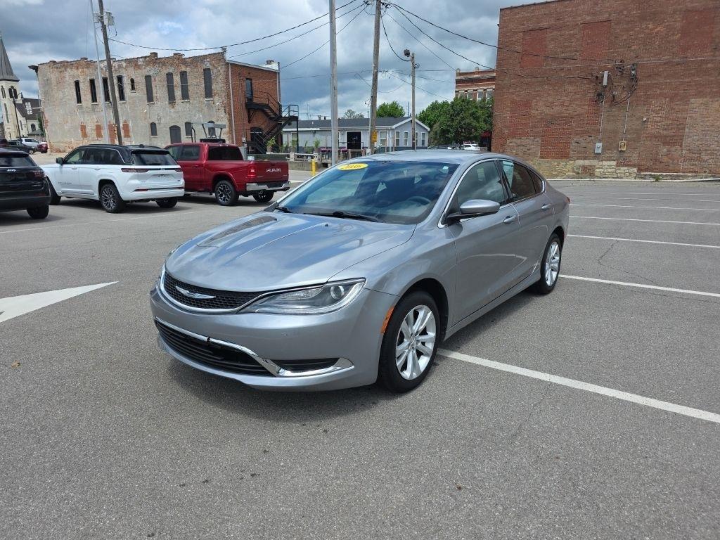 Chrysler 200  2016
