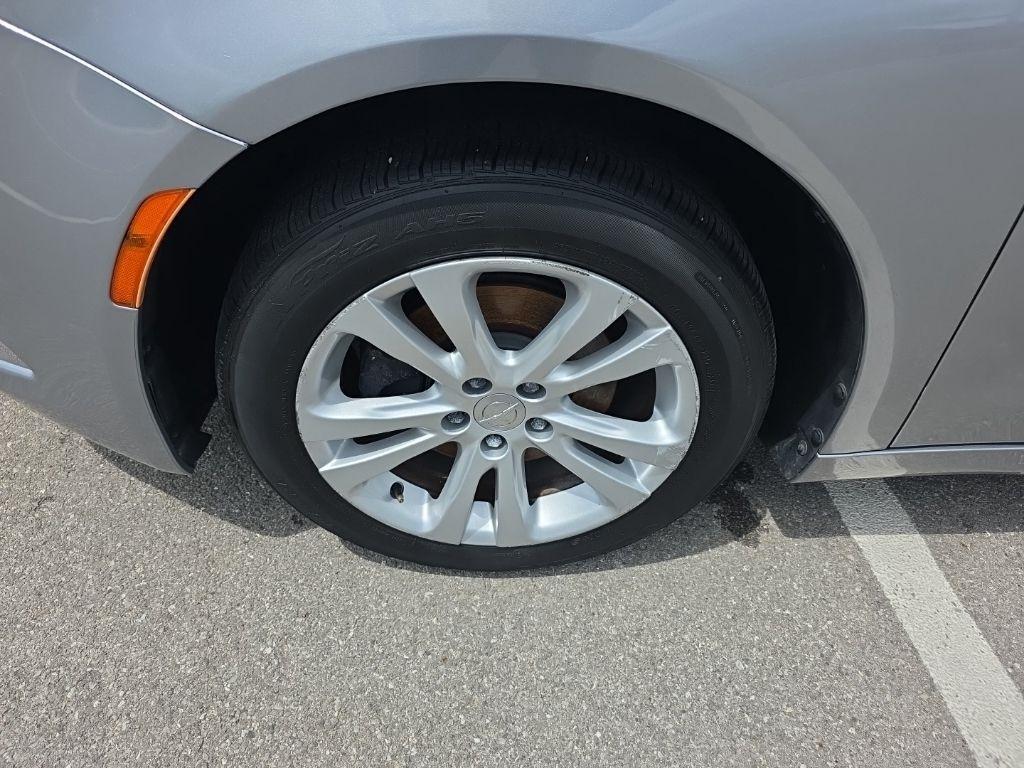 Chrysler 200  2016