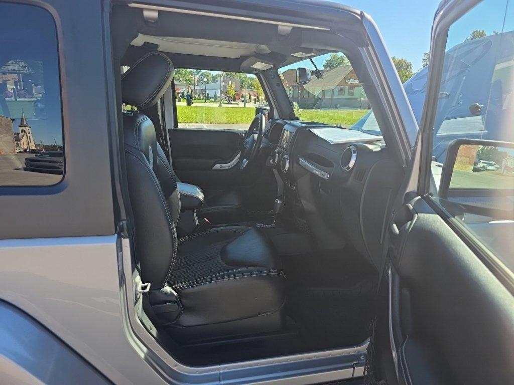 Jeep Wrangler  2014
