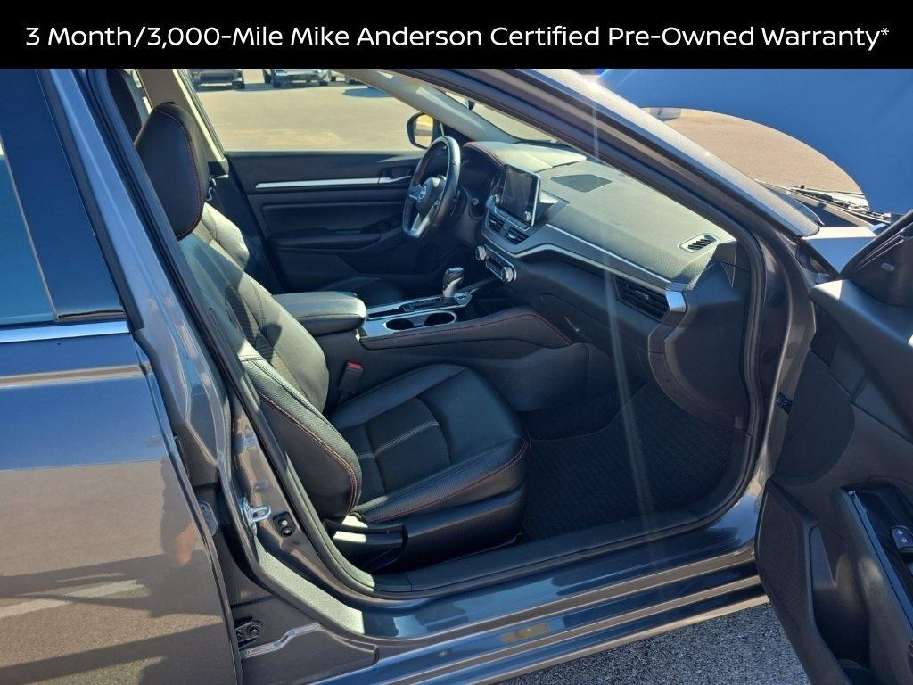 Nissan Altima  2025