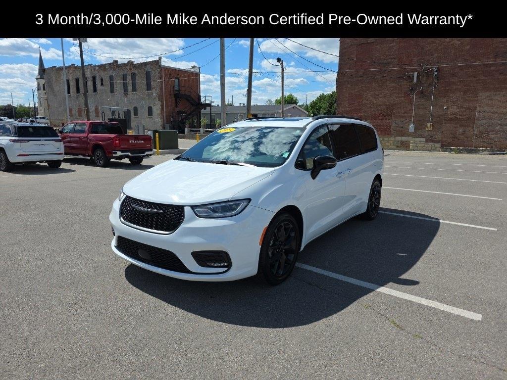 Chrysler Pacifica  2025