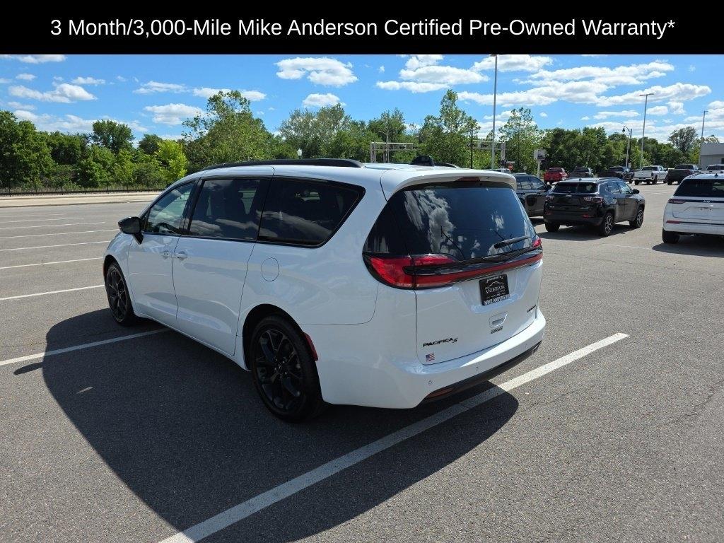 Chrysler Pacifica  2025