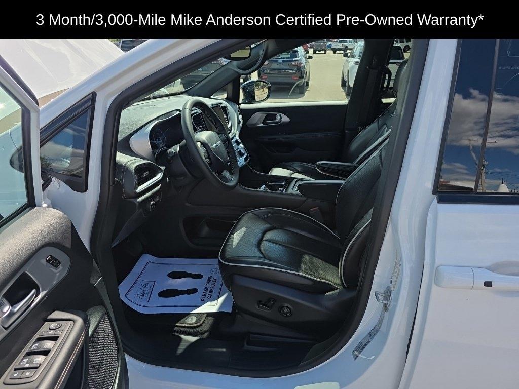 Chrysler Pacifica  2025