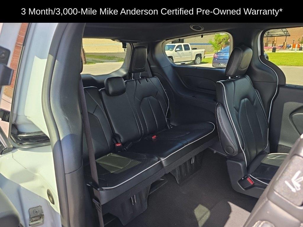 Chrysler Pacifica  2025