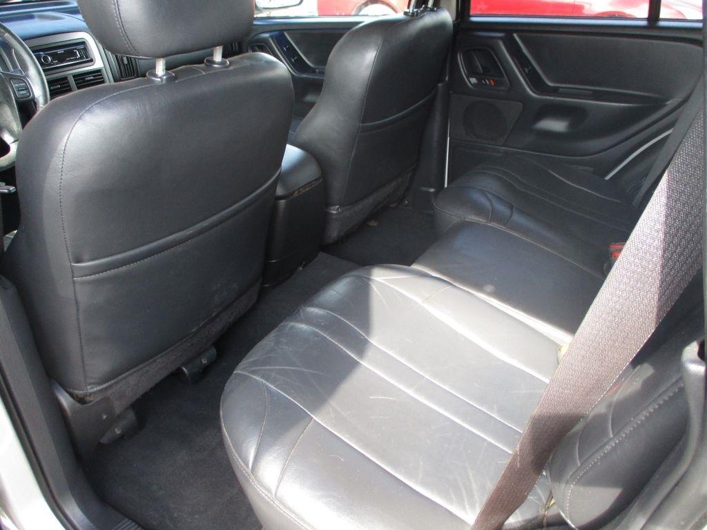 Jeep Grand Cherokee  2004