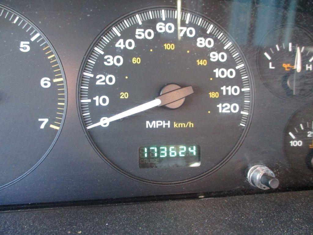 Jeep Grand Cherokee  2004