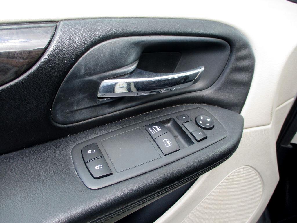 Dodge Grand Caravan SE 2013 Dodge Grand Caravan SE 2013