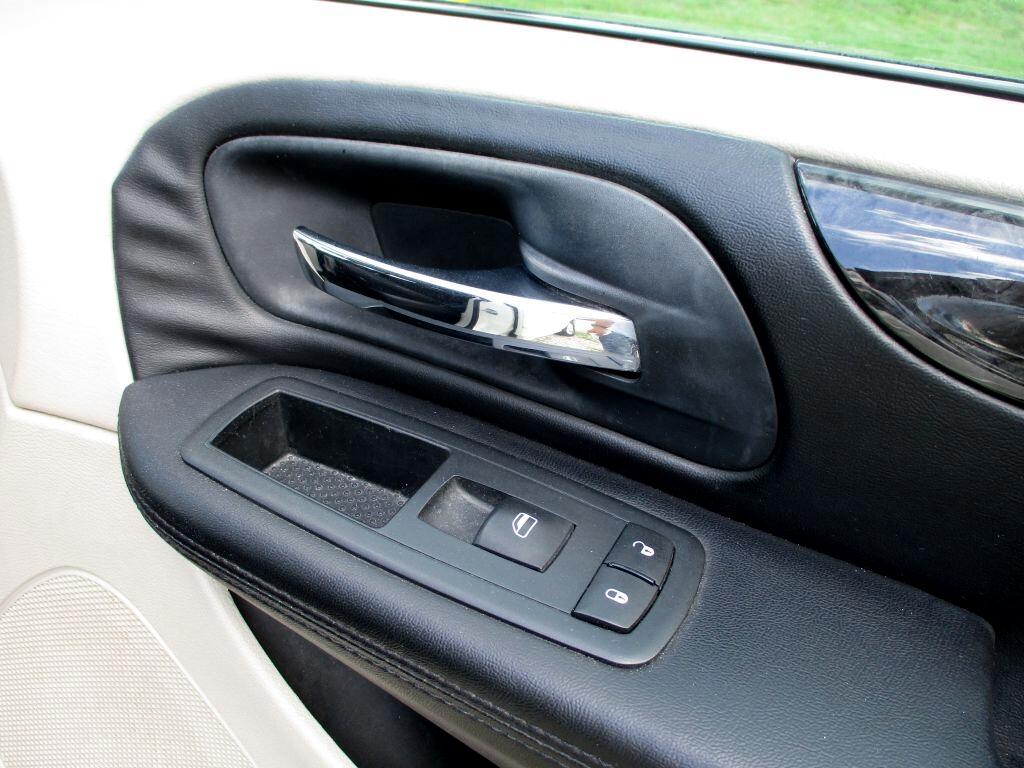 Dodge Grand Caravan SE 2013 Dodge Grand Caravan SE 2013