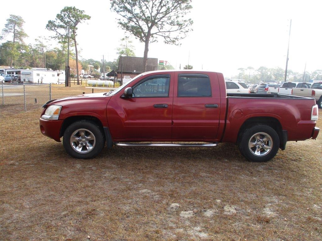 Mitsubishi Raider  2006