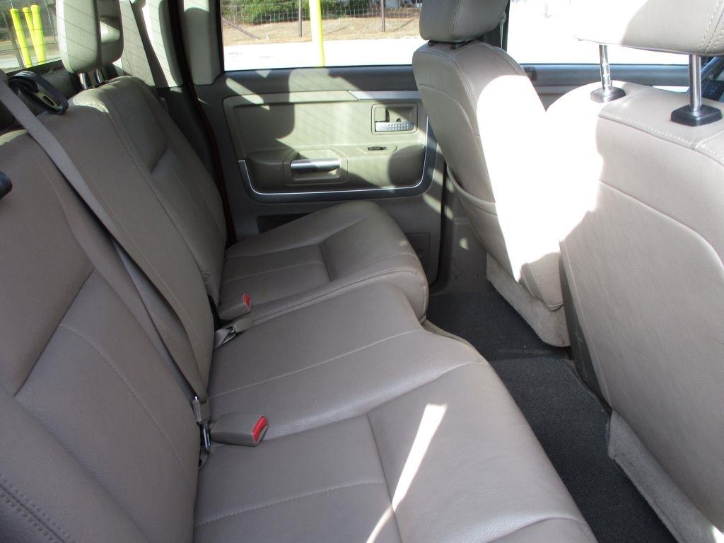 Mitsubishi Raider  2006