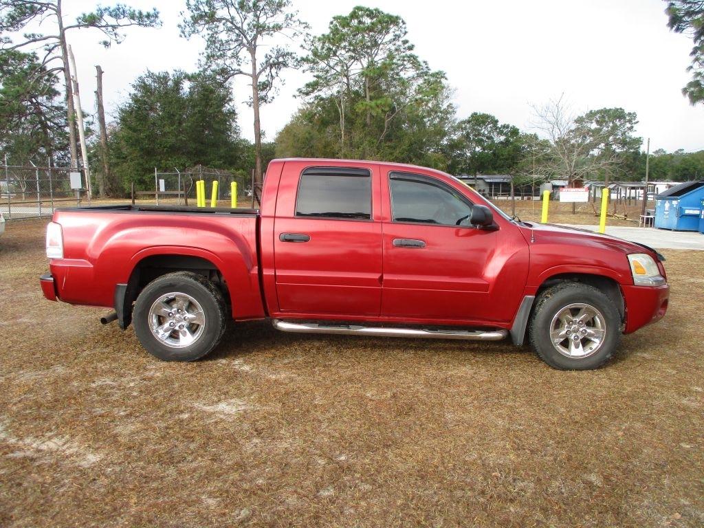 Mitsubishi Raider  2006
