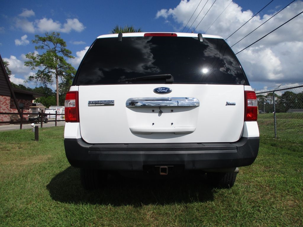 2013 Ford Expedition XLT photo 4