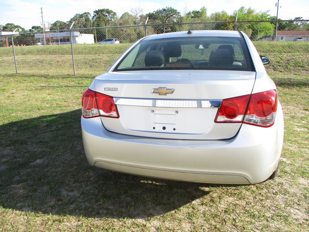 Chevrolet Cruze  2011