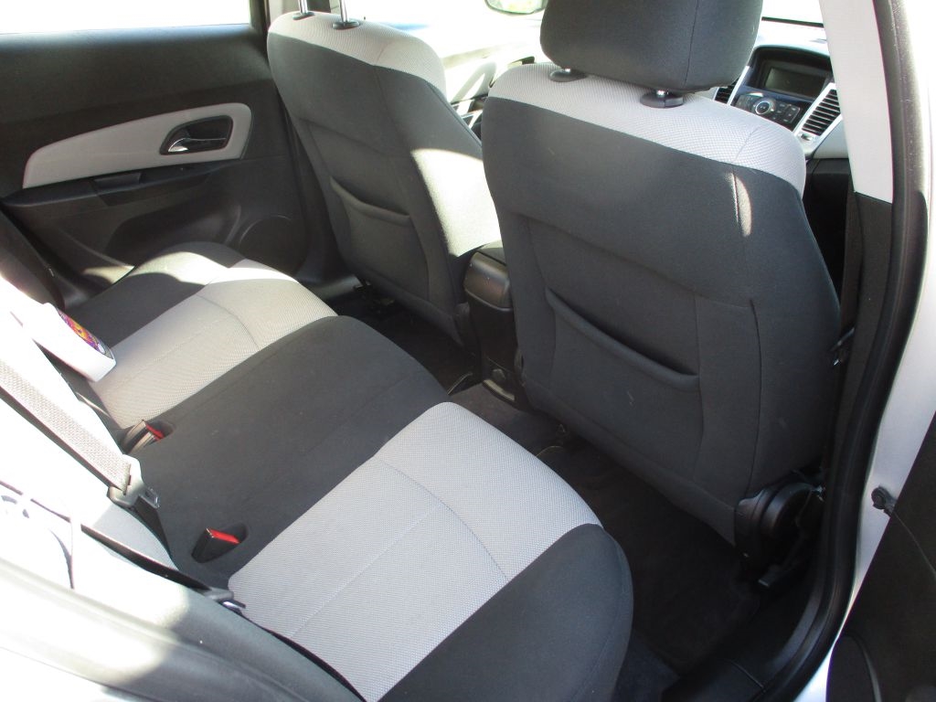 Chevrolet Cruze  2011