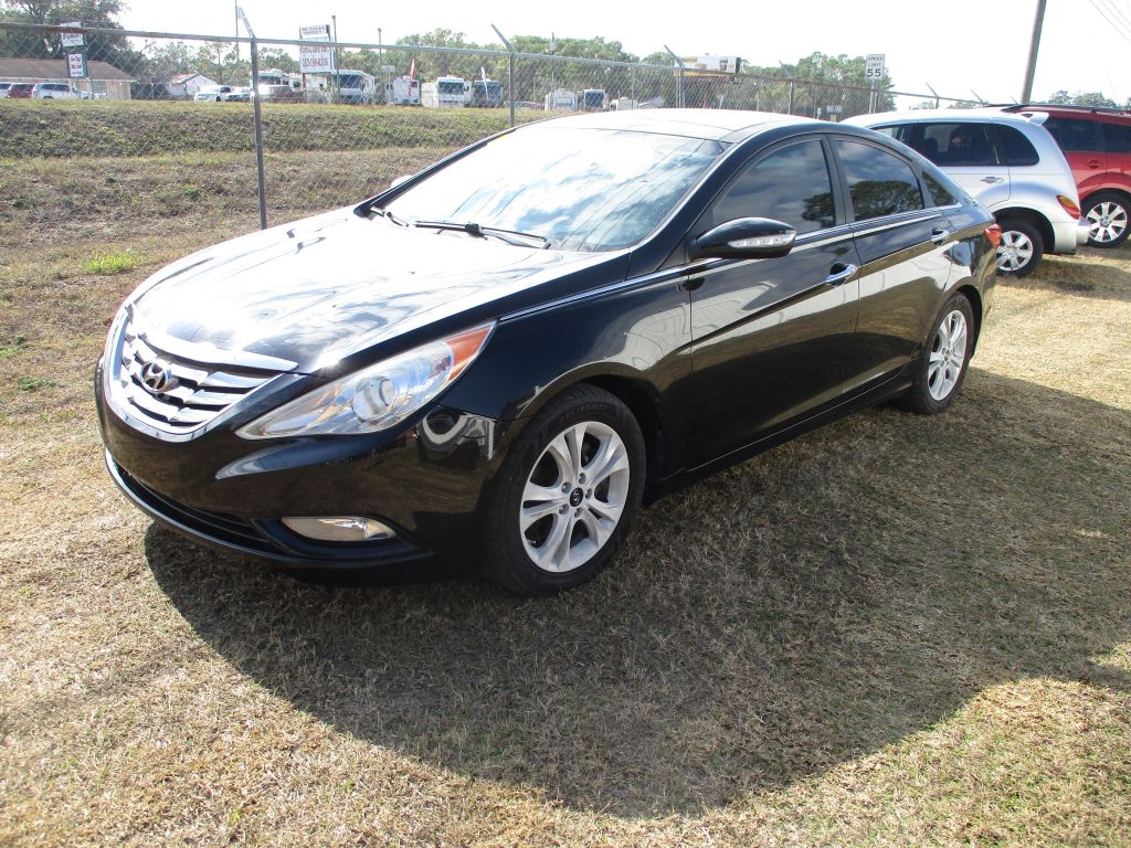 Hyundai Sonata  2012