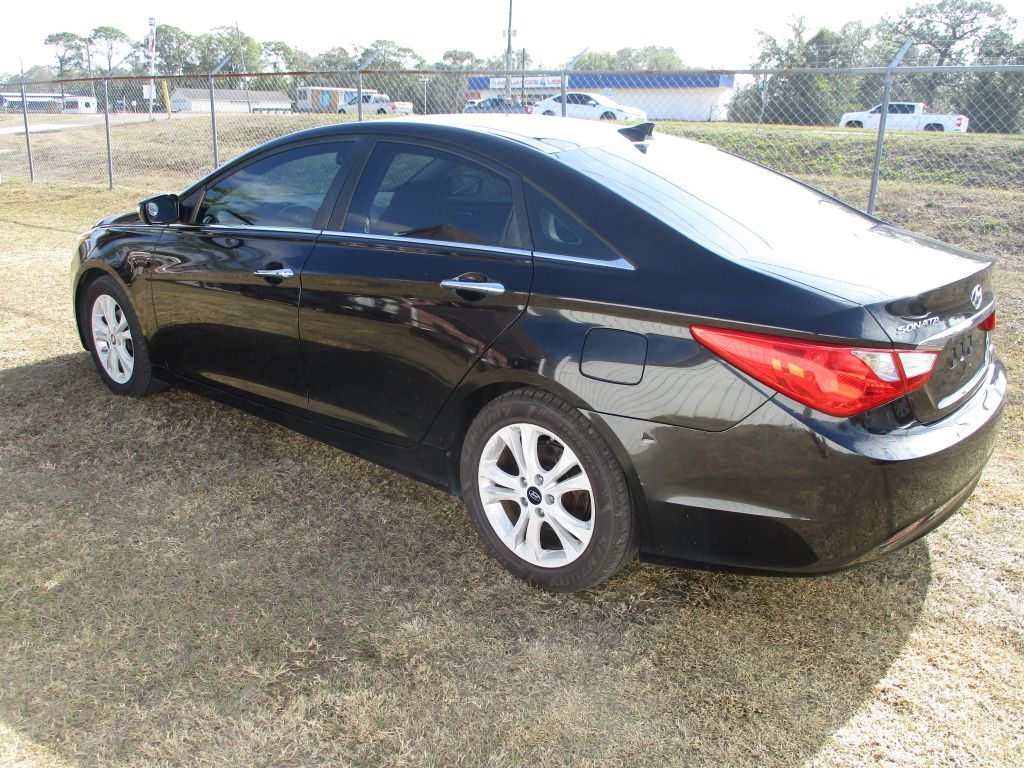 Hyundai Sonata  2012