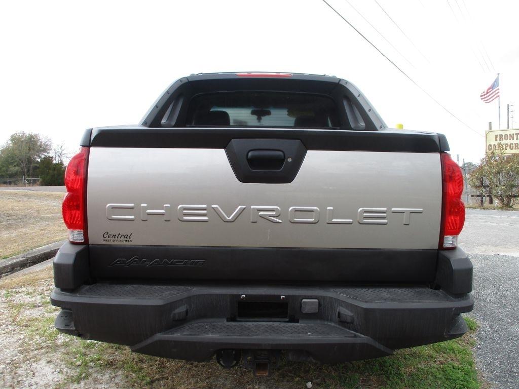 Chevrolet Avalanche  2003