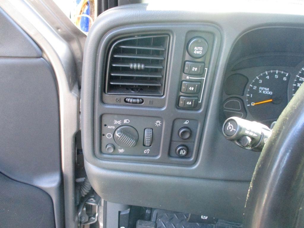 Chevrolet Avalanche  2003