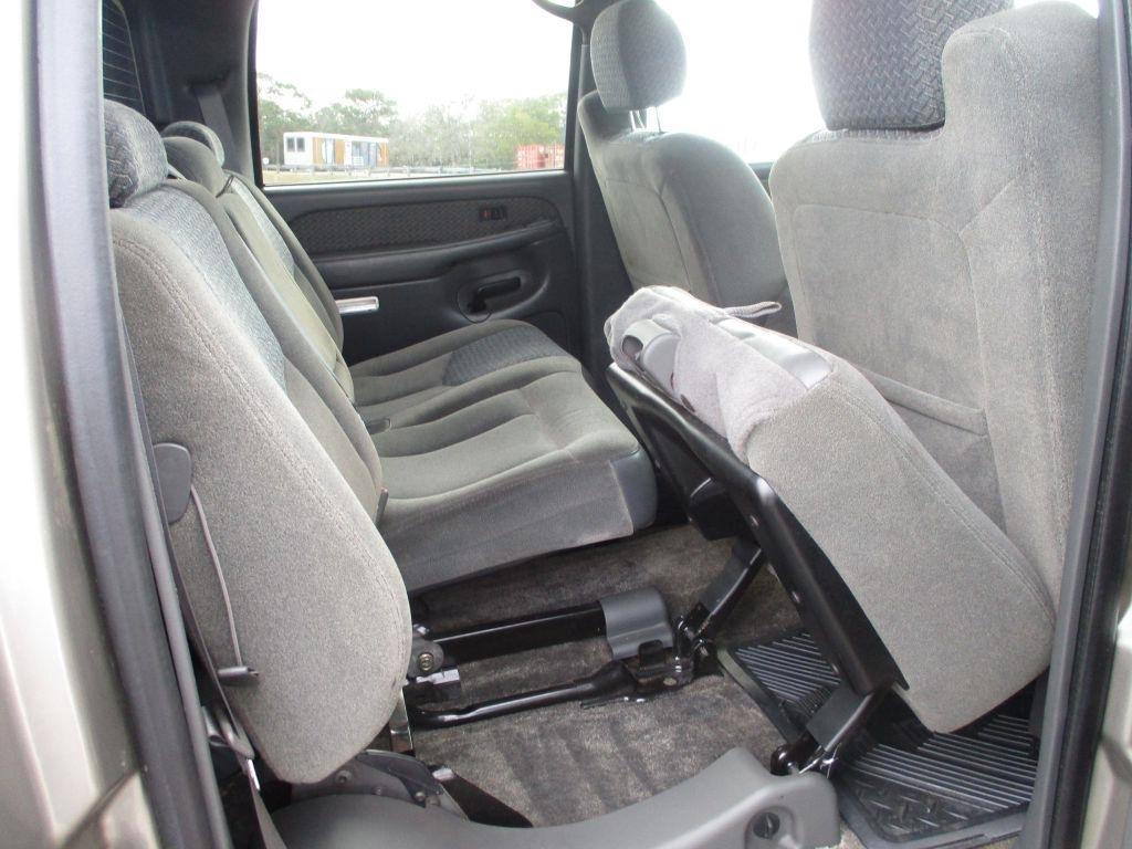 Chevrolet Avalanche  2003