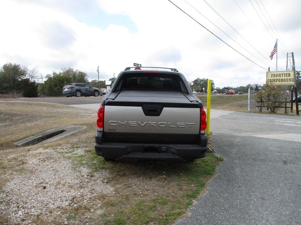 Chevrolet Avalanche  2003