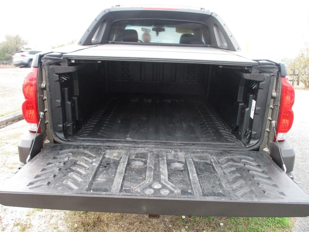 Chevrolet Avalanche  2003