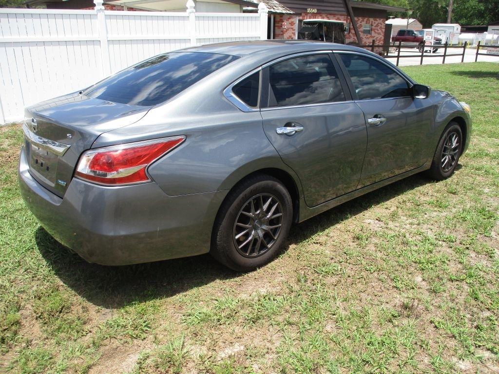 Nissan Altima  2014
