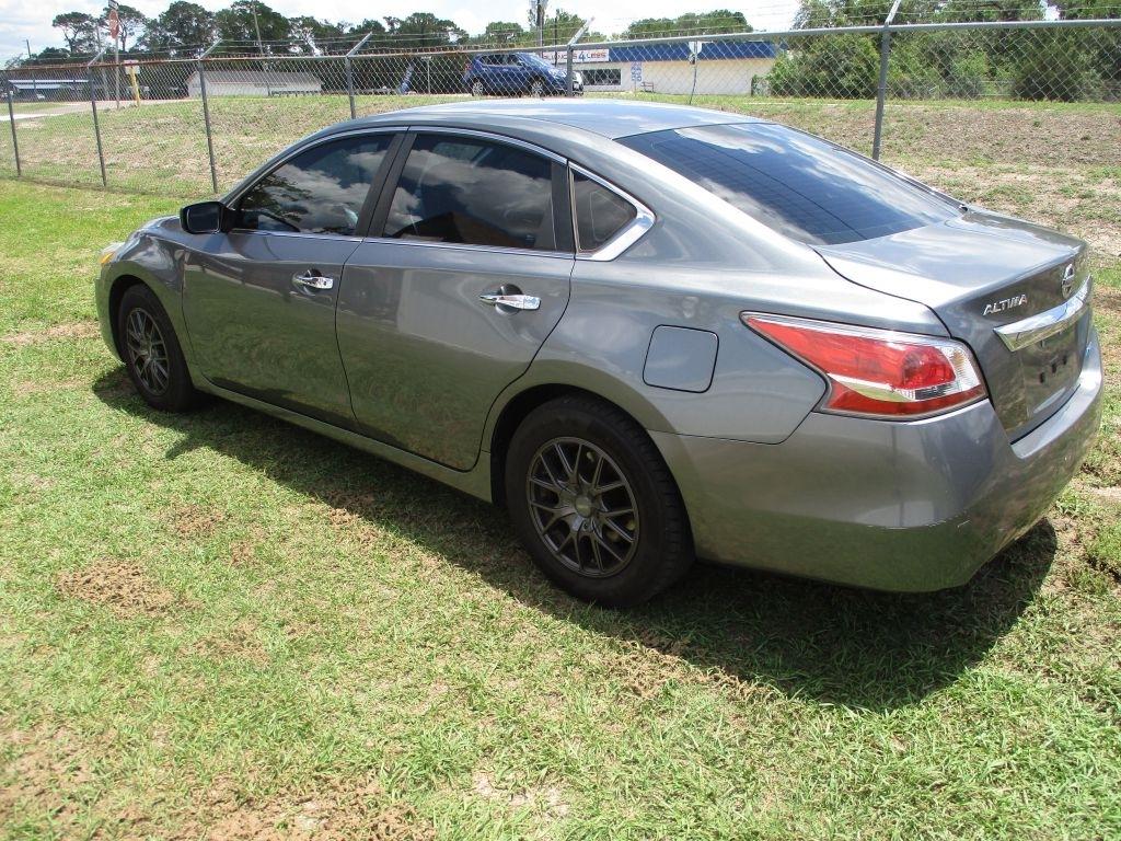 Nissan Altima  2014
