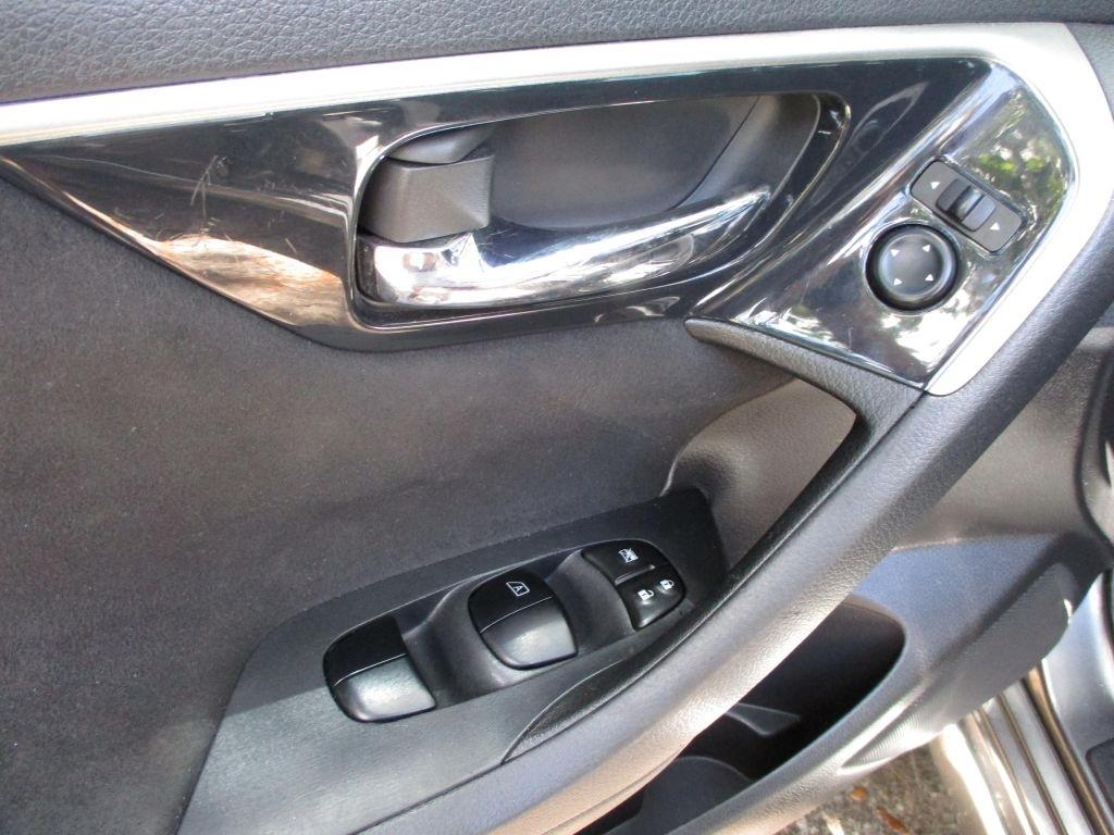Nissan Altima  2014
