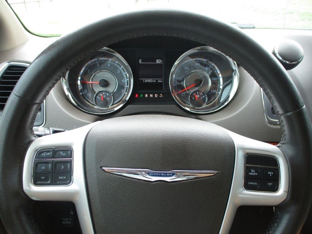 Chrysler Town & Country  2014