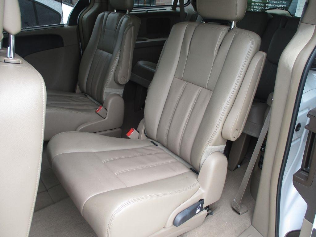 Chrysler Town & Country  2014