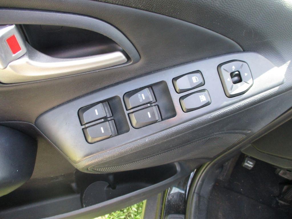 Hyundai Tucson  2013