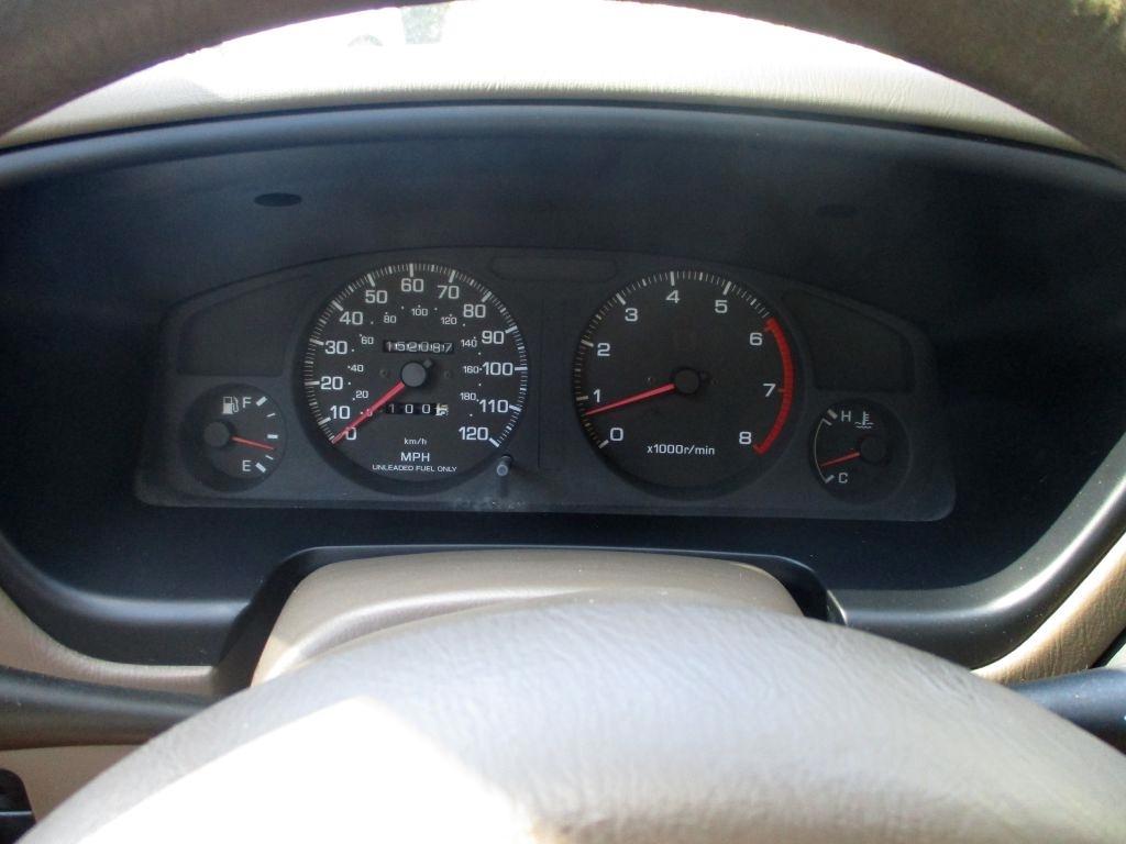 Nissan Pathfinder  1997