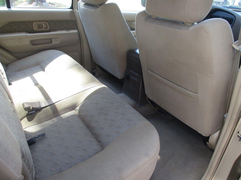 Nissan Pathfinder  1997