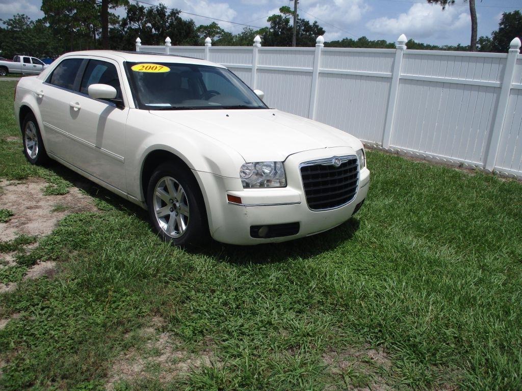 Chrysler 300  2007