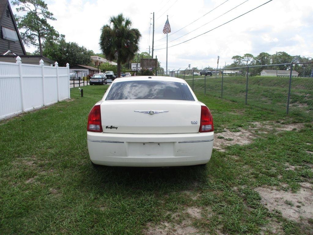 Chrysler 300  2007