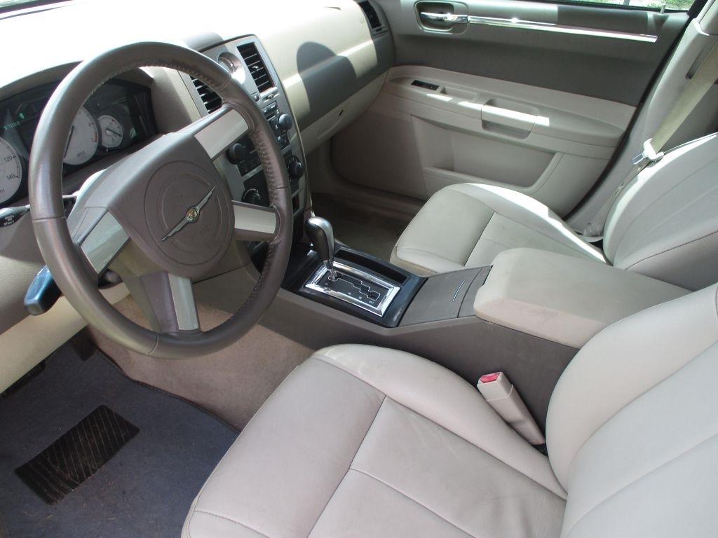 Chrysler 300  2007