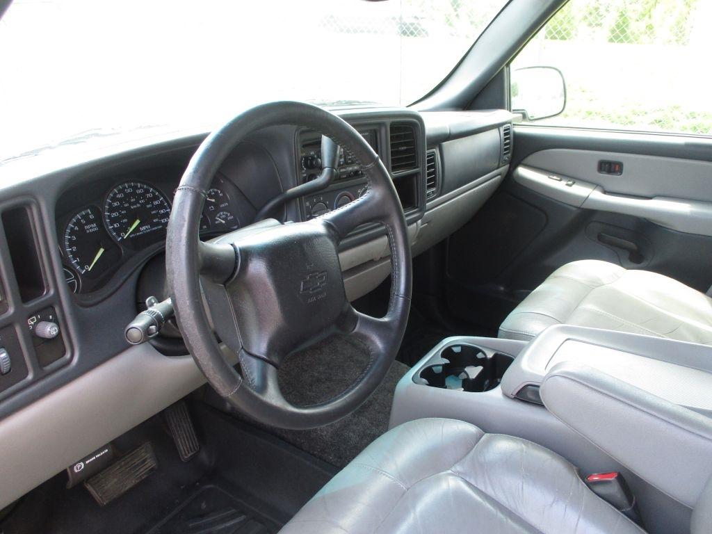 Chevrolet Tahoe  2001