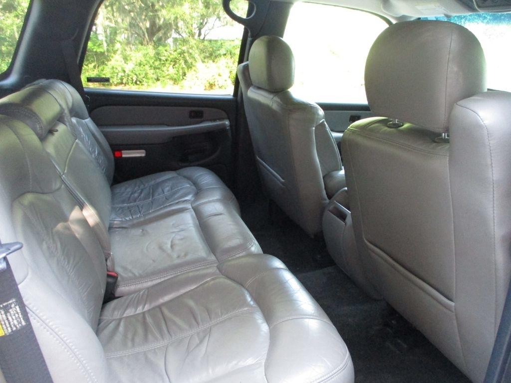 Chevrolet Tahoe  2001