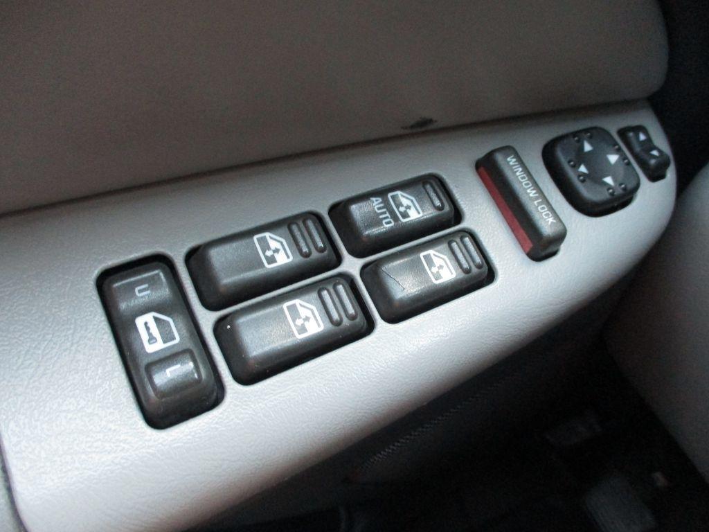 Chevrolet Tahoe  2001