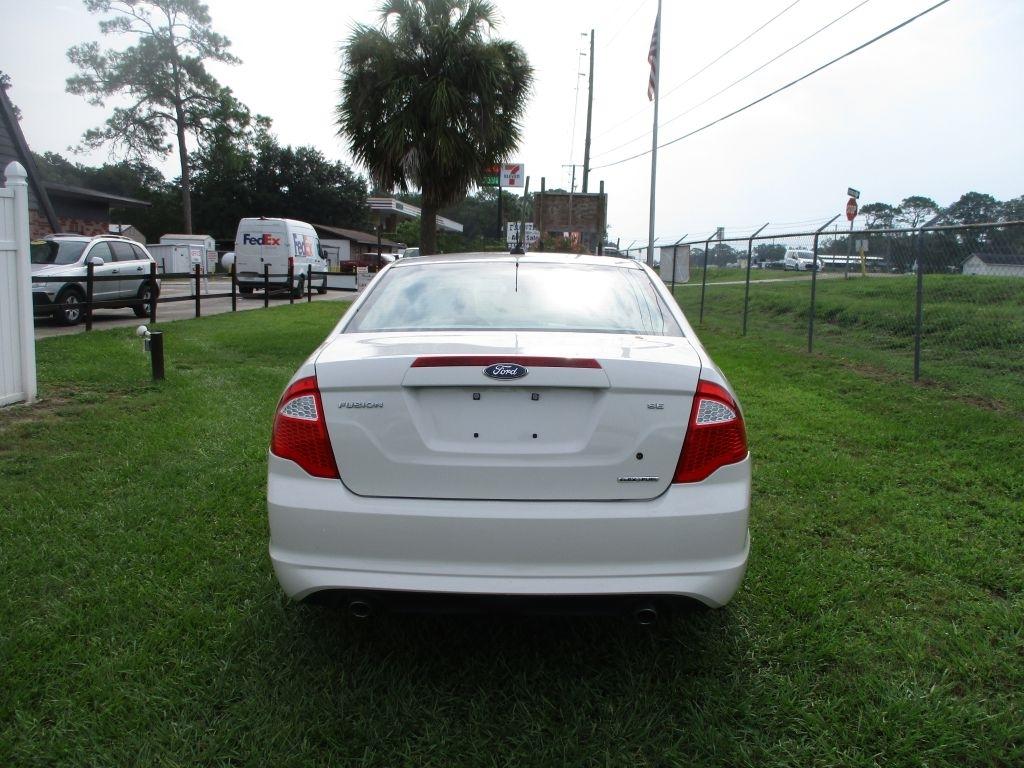 Ford Fusion  2012