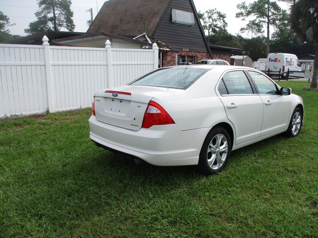 Ford Fusion  2012