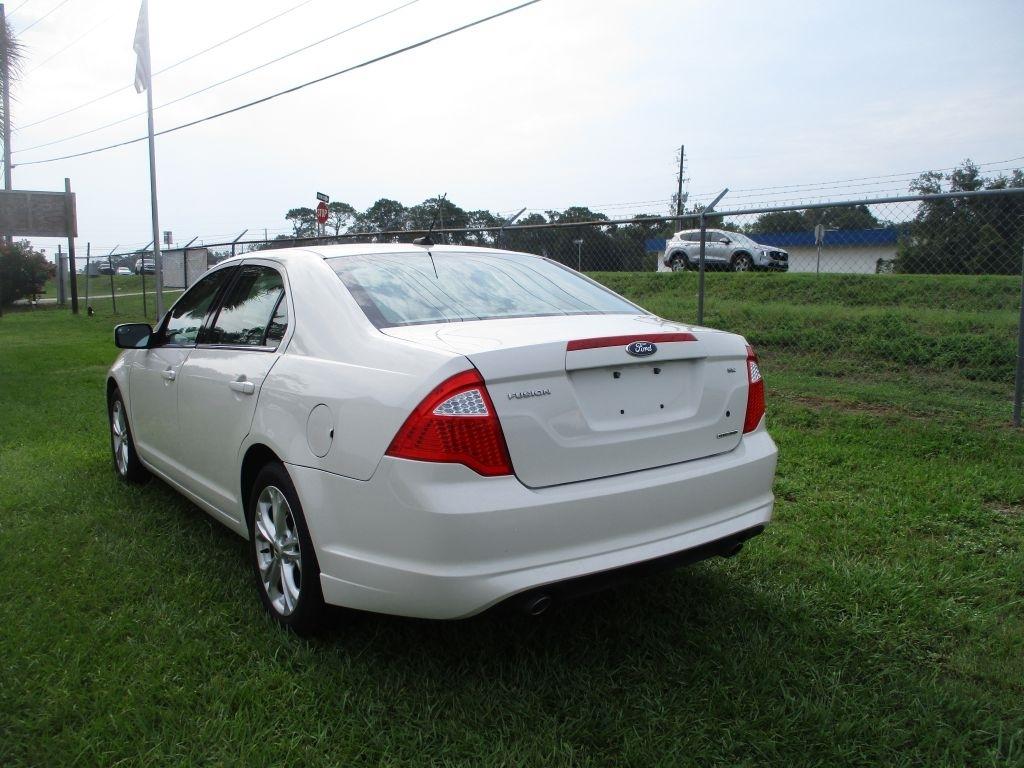 Ford Fusion  2012