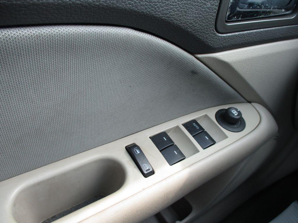 Ford Fusion  2012