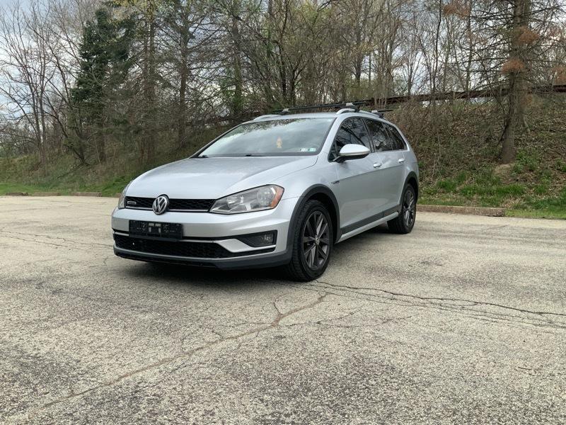 2017 Volkswagen Golf Alltrack Alltrack SE