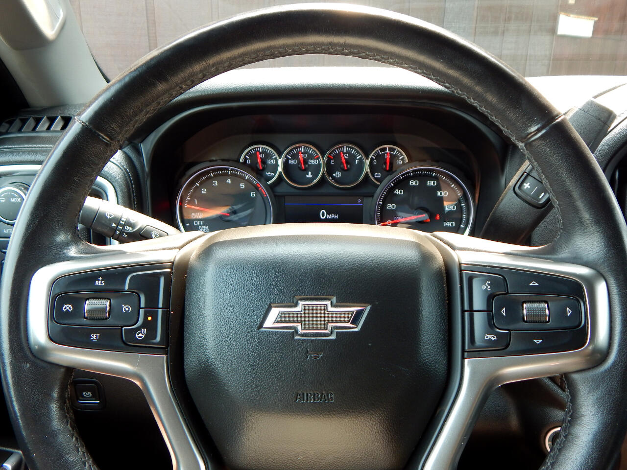 Chevrolet Silverado 1500 4WD Crew Cab 147" RST 2020 Chevrolet Silverado 1500 4WD Crew Cab 147" RST 2020