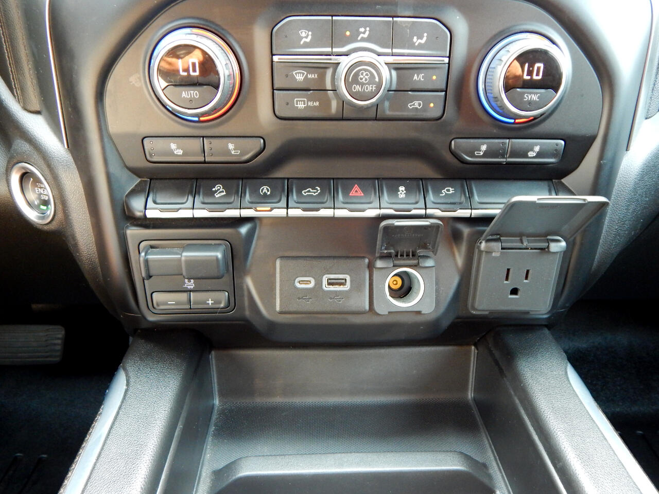 Chevrolet Silverado 1500 4WD Crew Cab 147" RST 2020 Chevrolet Silverado 1500 4WD Crew Cab 147" RST 2020