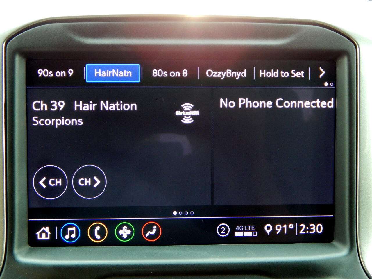 Chevrolet Silverado 1500 4WD Crew Cab 147" RST 2020 Chevrolet Silverado 1500 4WD Crew Cab 147" RST 2020