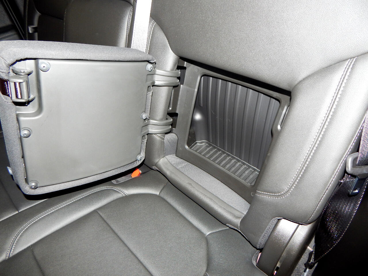 Chevrolet Silverado 1500 4WD Crew Cab 147" RST 2020 Chevrolet Silverado 1500 4WD Crew Cab 147" RST 2020